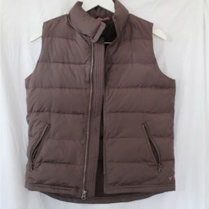 American Eagle Puffer Vest